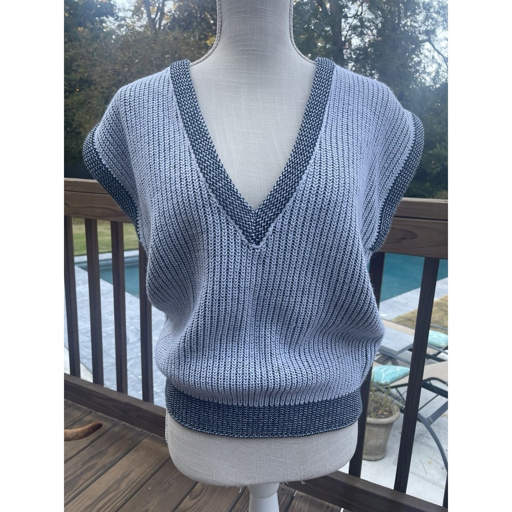 Chunky Knit V-Neck Sweater Vest Grey Black Ribbed Trim Layering Medium M